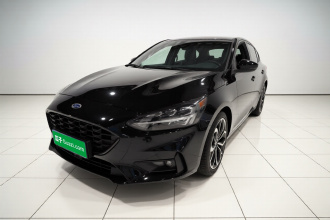 福特 福克斯 2021款 两厢 EcoBoost 180 自动ST Line