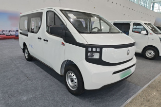 长安凯程V919 2025款 荣耀版  金钟罩50kwh  短轴低顶  精英型  6座