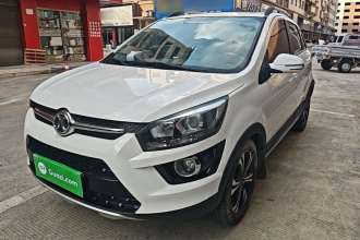 北京汽车 绅宝X25 2015款 1.5L 手动精英型