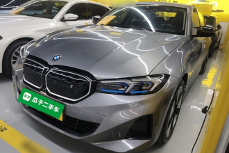 宝马i3 2024款 eDrive 40 L 曜夜运动套装