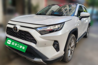 丰田 RAV4荣放 2024款 2.0L CVT两驱风尚Plus版
