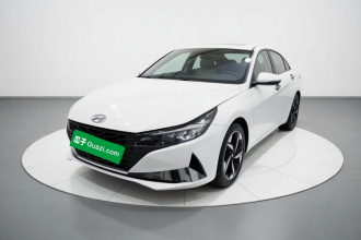 现代 伊兰特 2022款 240TGDi DCT LUX尊贵版