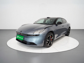 领克Z10 2024款 95kWh 702km四驱智驾Ultra