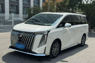 广汽传祺 传祺M8 2024款 大师系列 400T 至尊版