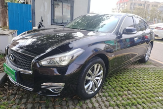 英菲尼迪Q70 2017款 Q70L 2.5L 精英版