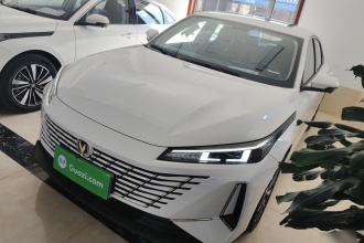 长安 逸动 2024款 1.5T GDI自动 尊贵型