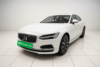 沃尔沃S90 2023款 B5 智远豪华版