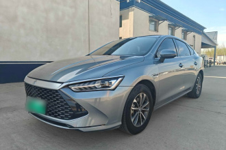 比亚迪 秦PLUS 2023款 冠军版 DM-i 55KM领先型