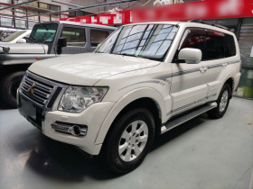 三菱 帕杰罗(进口) 2018款 3.0L 自动标准版