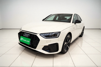 奥迪A4L 2022款 45 TFSI quattro 臻选动感型