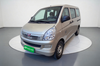 五菱汽车 五菱荣光S 2021款 1.2L基本型7座LSI
