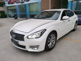 英菲尼迪Q70 2017款 Q70L 2.5L 精英版