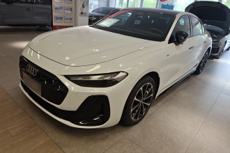 奥迪A5L 2026款 2.0T 运动版 Plus