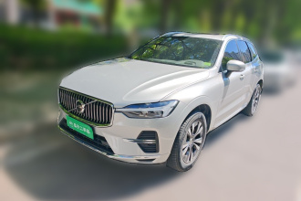 沃尔沃XC60 2022款 B5 四驱智逸豪华版