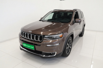 Jeep 指挥官 2018款 2.0T 四驱臻享版 国V