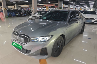 宝马i3 2024款 eDrive 40 L 曜夜运动套装