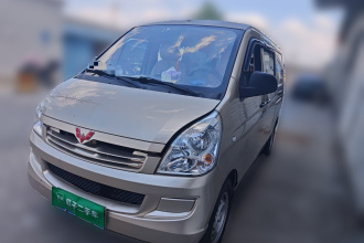 五菱汽车 五菱荣光S 2021款 1.2L基本型5座LSI