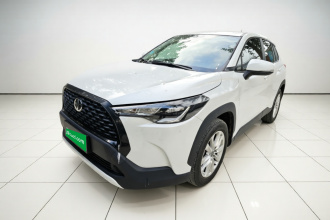 丰田 卡罗拉锐放 2022款 2.0L 先锋版