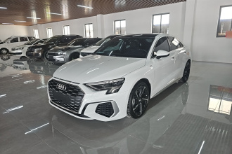 奥迪A3 2021款 A3L Limousine 35 TFSI 时尚运动型