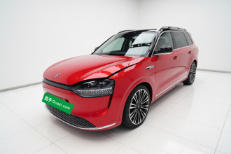 鸿蒙智行 问界M9 2024款 纯电 Ultra版 100kWh 6座版