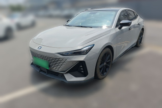 长安UNI-V 2023款 1.5T 尊贵型