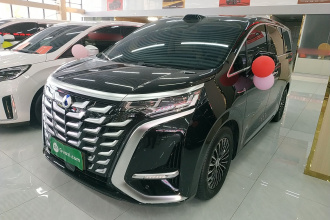 腾势D9 2025款 DM-i 智驾版 1020 四驱尊荣型