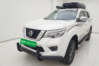 日产 途达 2018款 2.5L 自动四驱旗舰版