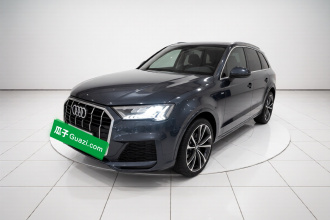 奥迪Q7 2020款 55 TFSI quattro S line运动型