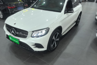 奔驰GLC轿跑 2018款 GLC 200 4MATIC 轿跑SUV
