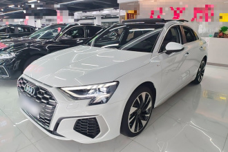 奥迪A3 2022款 A3L Limousine 35 TFSI 时尚运动型