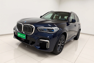 宝马X5 2022款 改款 xDrive 30Li 尊享型M运动套装