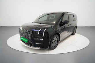 极氪009 2024款 七座过道版四驱 108kWh
