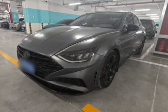 现代 索纳塔 2022款 380TGDi 自动20周年纪念款