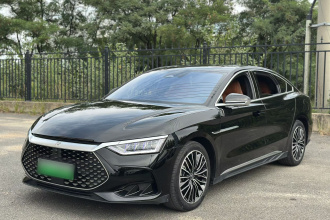比亚迪 汉 2022款 DM-i 121KM 尊荣型