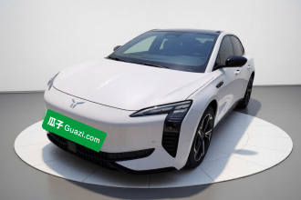 红旗EH7 2024款 760 Pro+ 四驱版