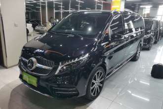 奔驰V级 2022款 V 260 L 长轴距豪华版