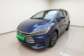 比亚迪 宋MAX 2017款 1.5T 自动智联尊贵型 7座