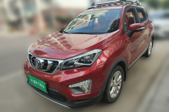长安CS15 2016款 1.5L 手动时尚版