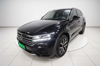 大众 途锐 2022款 3.0TSI 锐享版 经典运动套装