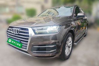 奥迪Q7 2019款 45 TFSI 舒适型