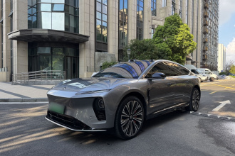 蔚来ET9 2025款 102kWh 签名版