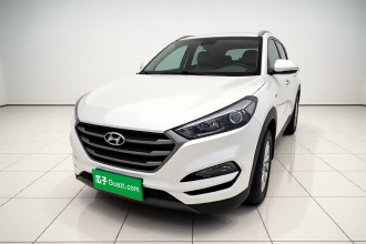 现代 途胜 2015款 1.6T 双离合两驱智能型