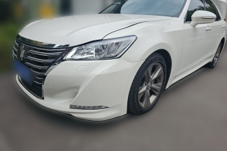 丰田 皇冠 2015款 2.5L 智享版
