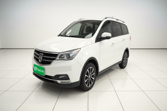 宝骏730 2019款 1.5L 手动时尚型 7座 国VI