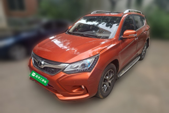 比亚迪 宋 2016款 盖世版 1.5TID 自动豪雅型