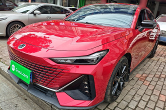 长安UNI-V 2023款 1.5T 尊贵型