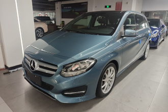 奔驰B级 2015款 B 200 动感型