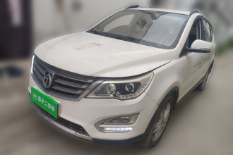 宝骏560 2015款 1.8L 手动精英型