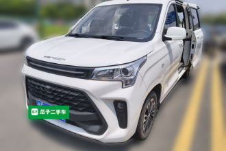 东风风光 风光380 2022款 1.5L 舒适型客车(钢板弹簧)7座