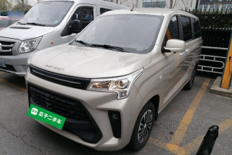 东风风光 风光380 2022款 1.5L 舒适型客车(钢板弹簧)5座